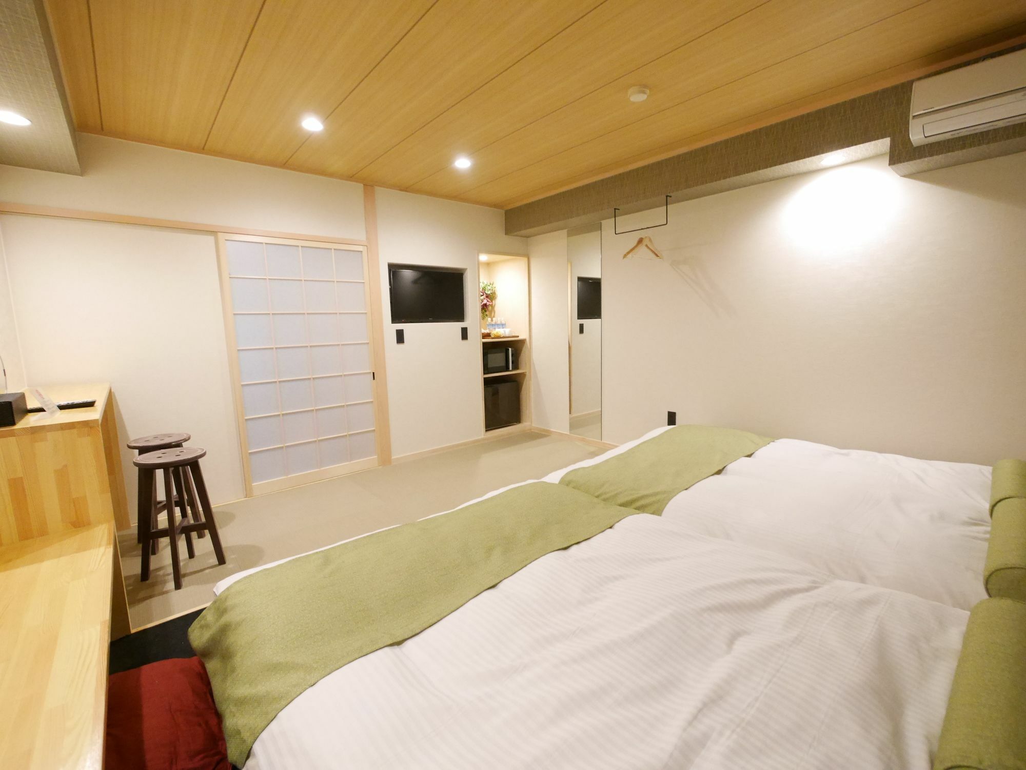 Ookini Hotels Shinsaibashi Sennencho Apartment Osaka Esterno foto