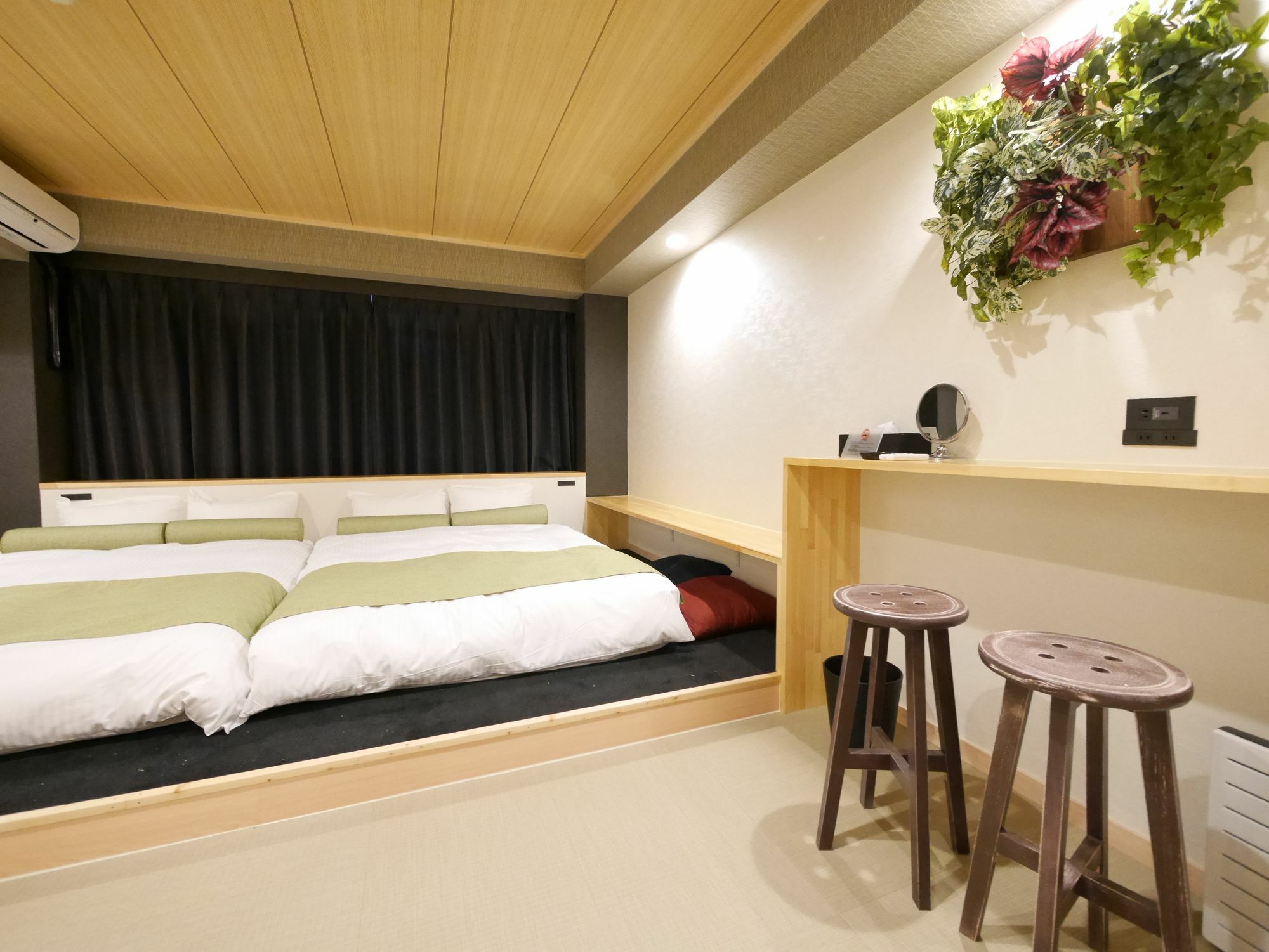 Ookini Hotels Shinsaibashi Sennencho Apartment Osaka Esterno foto